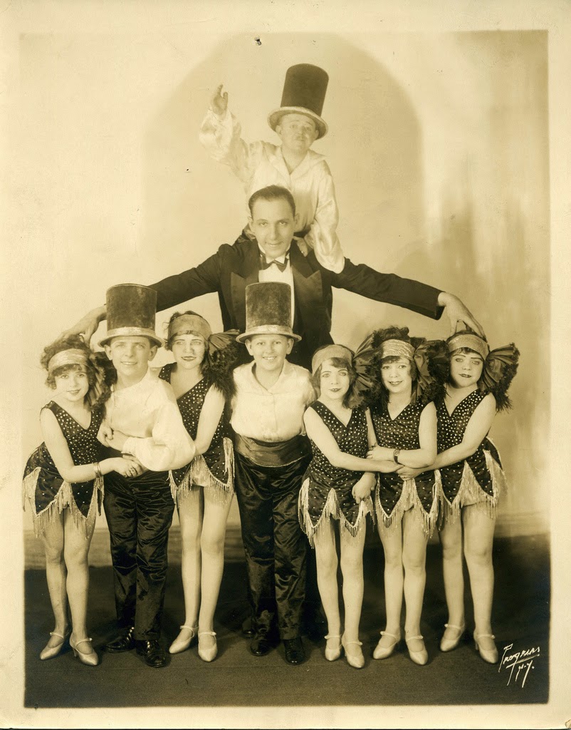 Pictures of midget actors 1930s