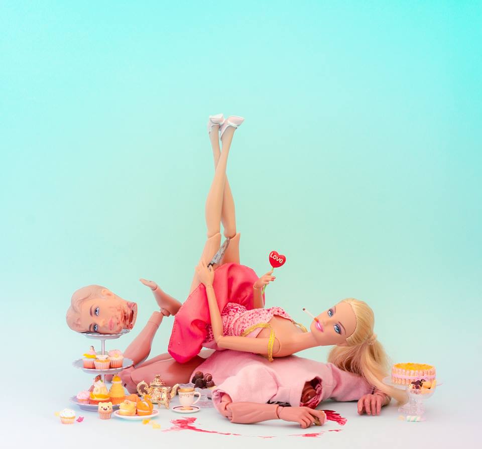 Секс Лесби С Куклой Барби