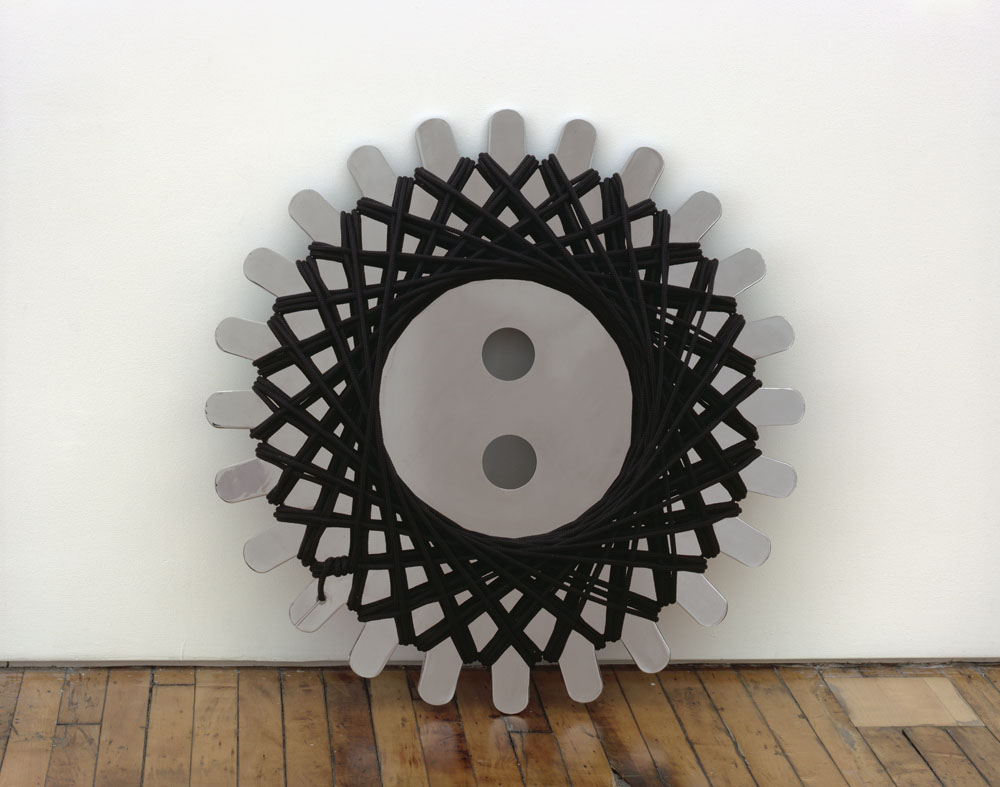 Alexandra Bircken, 8-9, 2011, Chrome plated steel and polypropylene rope, 80 x 31.5 cm