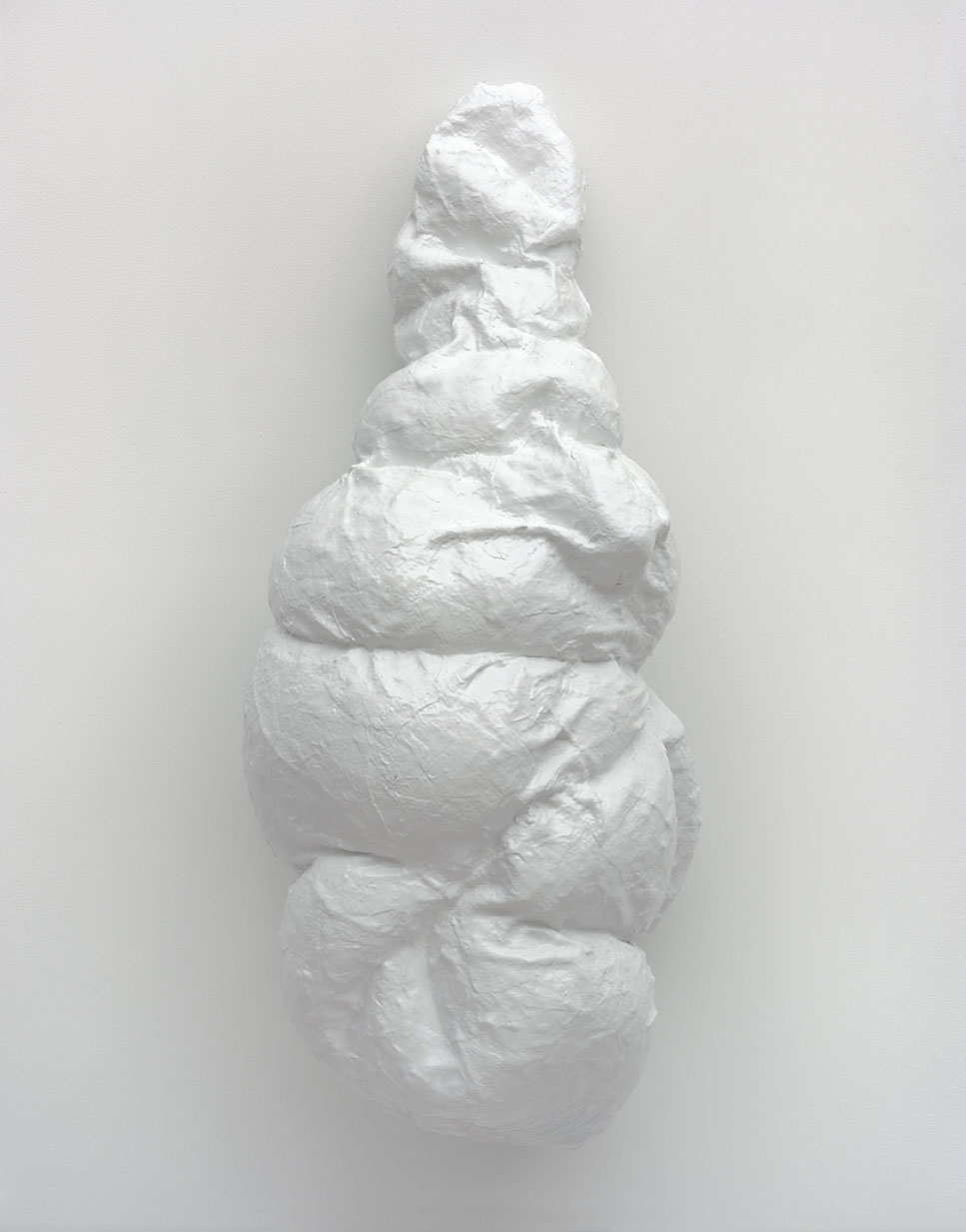 Alexandra Bircken, Élève, 2011, Wire, plaster, cloth and lacquer, 88.9 x 36.8 x 34.3 cm
