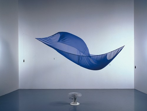 Hans Haacke, Blue Sail, 1964-1965