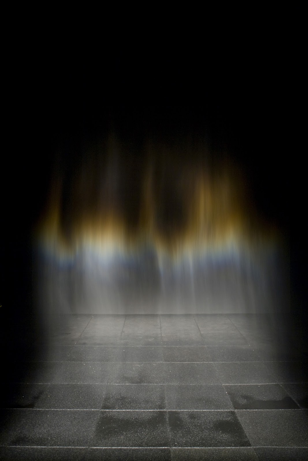 Olafur Eliasson, Beauty, 1993, artificial rainbow