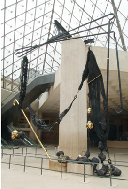 Tunga, A la lumière des deux mondes (In the light of both worlds), 2005, steel timber, bronze, gold and resin, Musée du Louvre