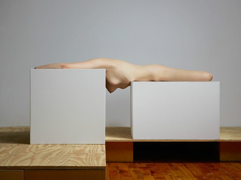 bill-durgin-assembles-and-fractures-bodies-designboom-01