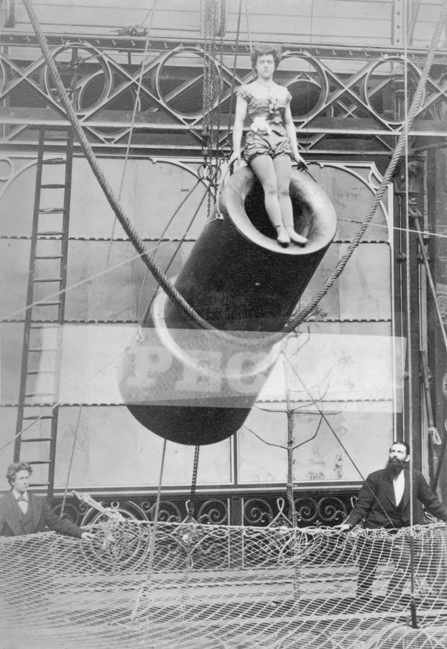how does a human cannonball work