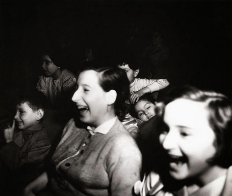 Weegee+-+Filmgoers,+1940s+(6)