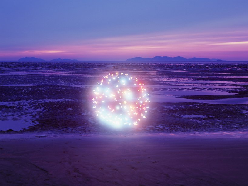 lee-jeong-lok-light-painting-designboom-07