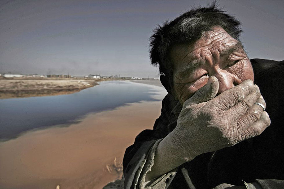 The Yellow river in Mongolia is so polluted that breathing is almost impossible.