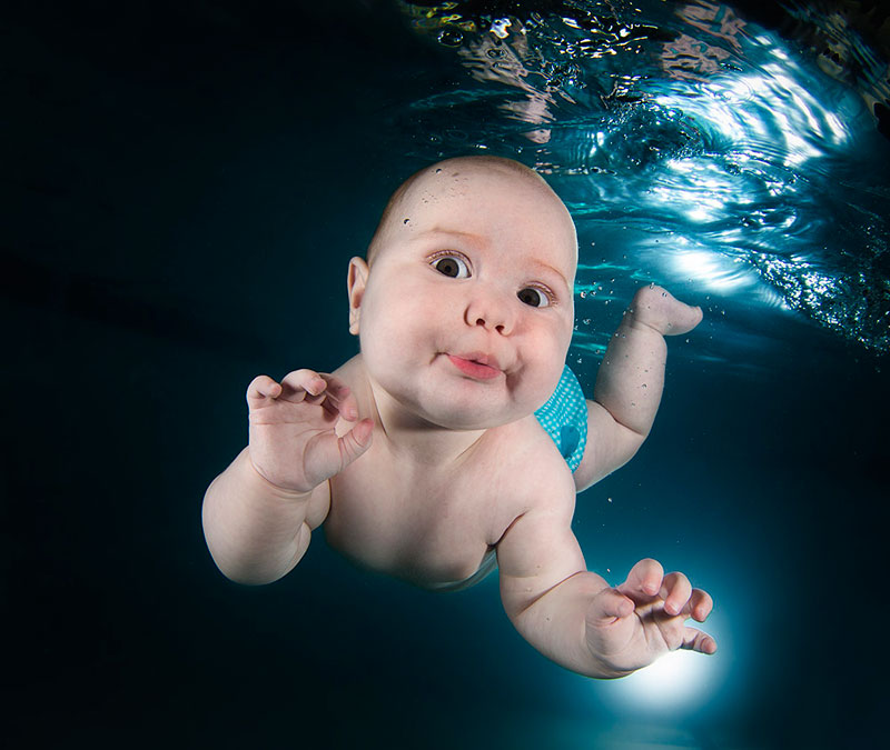 underwater-photos-of-babies-exploring-a-brand-new-world-seth-casteel-11