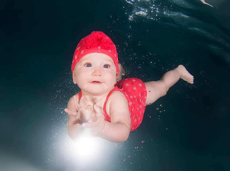 underwater-photos-of-babies-exploring-a-brand-new-world-seth-casteel-4