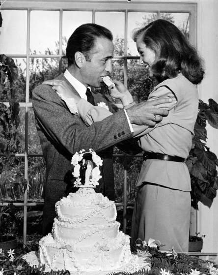 Humphrey Bogart And Lauren Bacall Photos From Their Wedding Day In 1945 Art Sheep 