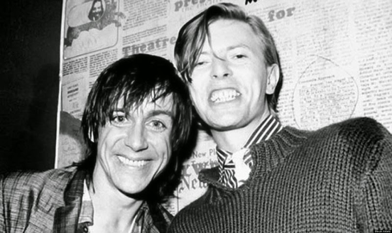 David+Bowie+and+Iggy+Pop+in+the+1970s+(18)