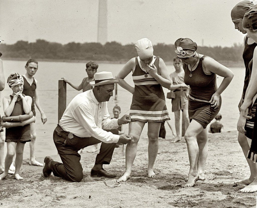 June-30-1922.-policeman-swimsuits