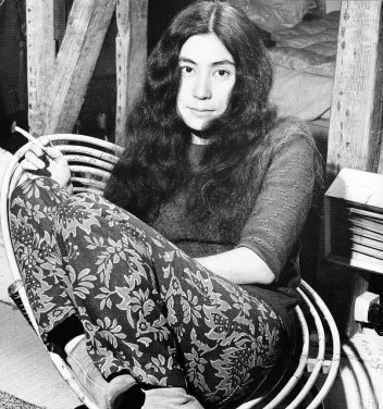 Yoko Ono: Pictures Of Her Life Before John - Art-Sheep