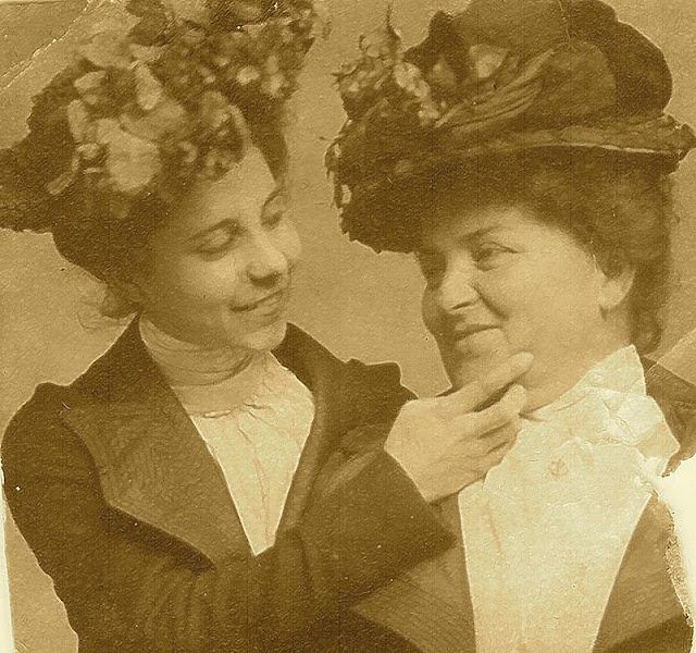 Beautiful Photographs Of Proud Lesbian Couples From The Victorian Era Art Sheep