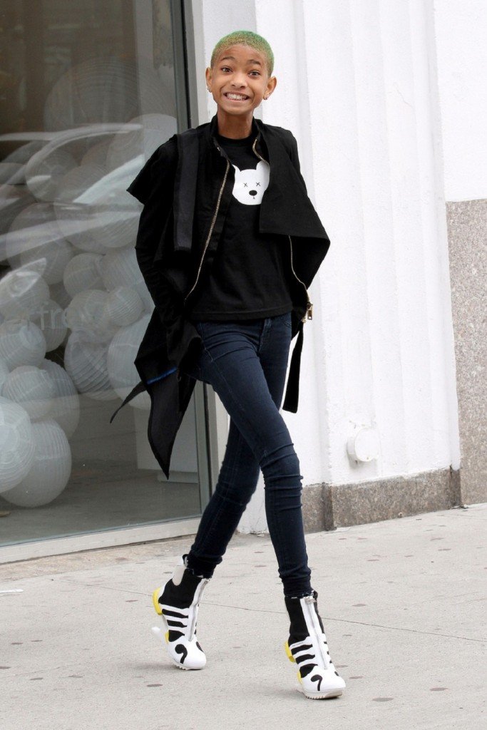 74825, NEW YORK, NEW YORK - Thursday March 15, 2012. Willow Smith shows off her new closely shaved neon green hair and a pair of ultra skinny jeans as she goes shopping in New York City. The 11 year old daughter of Will Smith and Jada Pinkett Smith also sings the ironically titled hit song  "Whip My Hair". Photograph: © Felipe Ramales, PacificCoastNews.com **FEE MUST BE AGREED PRIOR TO USAGE** **E-TABLET/IPAD & MOBILE PHONE APP PUBLISHING REQUIRES ADDITIONAL FEES**ÊLOS ANGELES OFFICE:1 310 822 0419ÊÊLONDON OFFICE:+44 208 090 4079