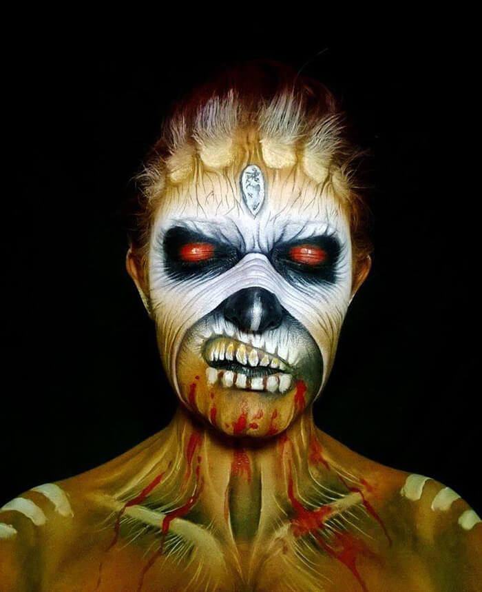 Creepy-Halloween-Makeup-By-Nikki-Shelley26__700