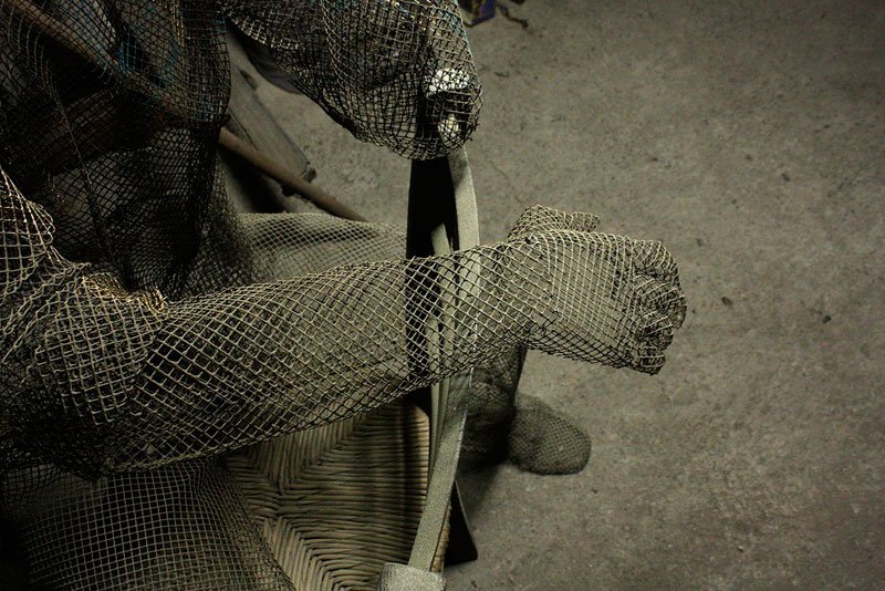 figurative-wire-mesh-sculptures-by-edoardo-tresoldi-8
