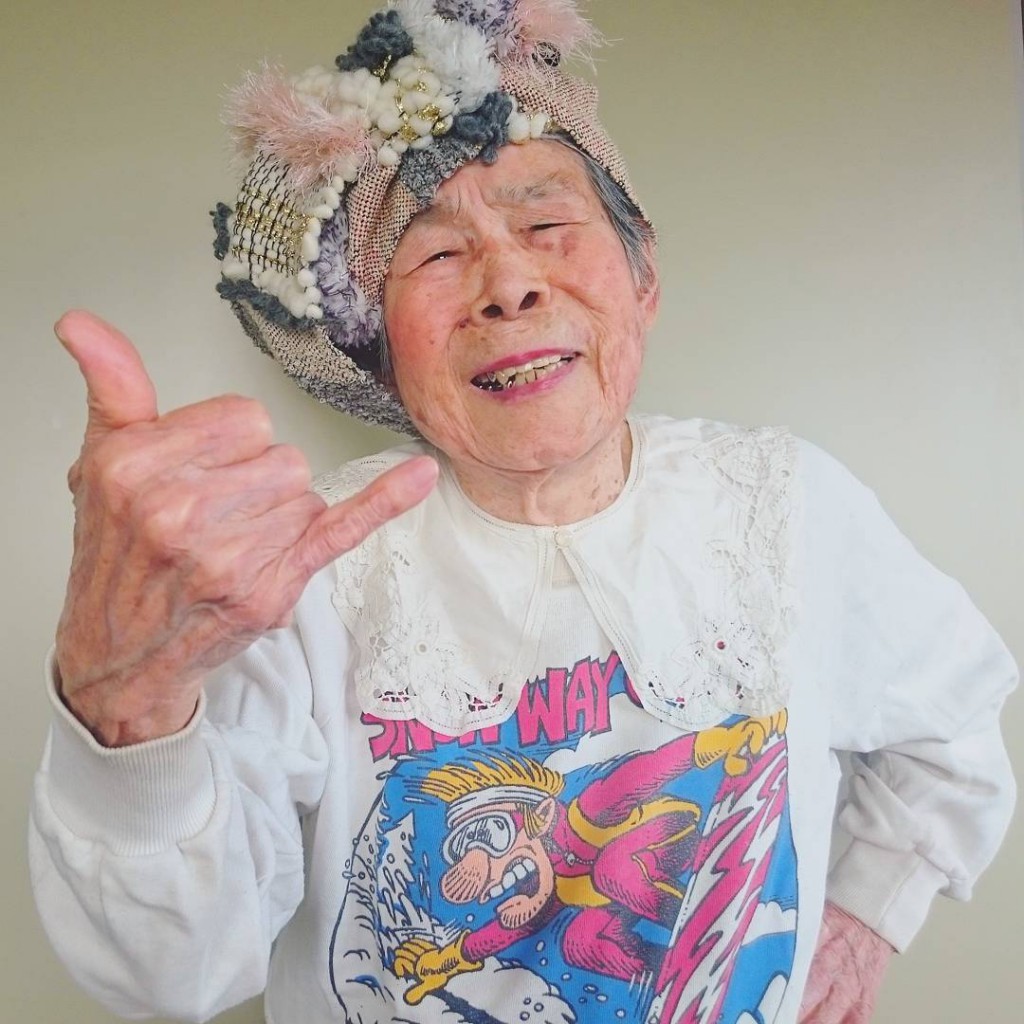93-year-old-grandma-model-instagram-saori-1000weave-chin_005