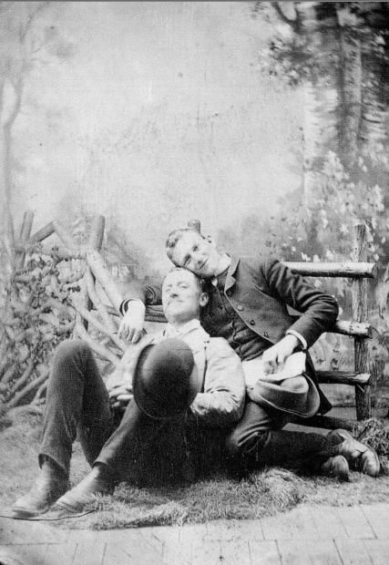 Gay Lovers in the Victorian Era (12)