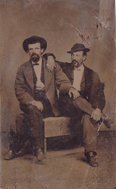 Gay Lovers in the Victorian Era (18)