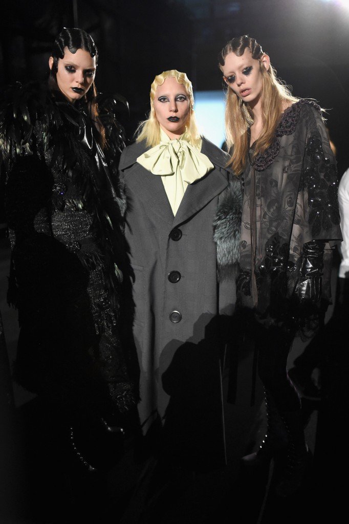 NEW YORK, NY - FEBRUARY 18: Singer-songwriter Lady Gaga (C) poses with models backstage at Marc Jacobs Fall 2016 fashion show during new York Fashion Week at Park Avenue Armory on February 18, 2016 in New York City. (Photo by Jamie McCarthy/Getty Images for Marc Jacobs)