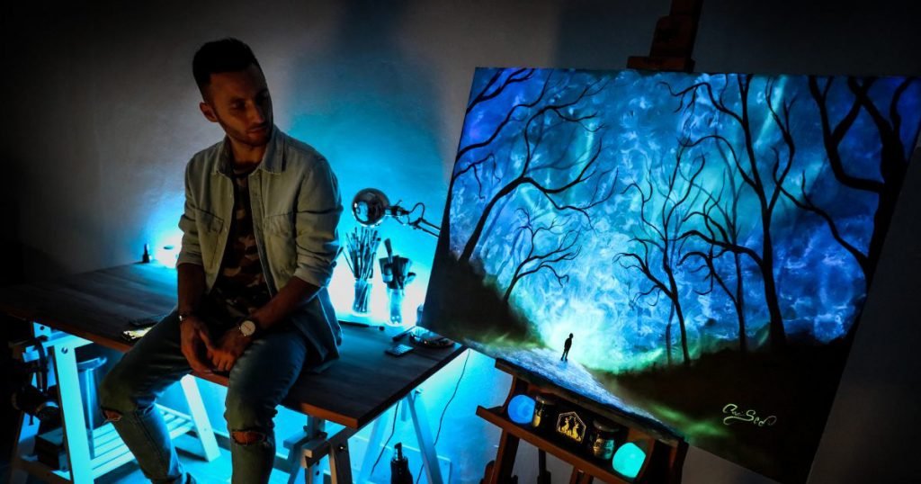Cristoforo Scorpiniti's Spectacular Glow In The Dark Paintings ArtSheep