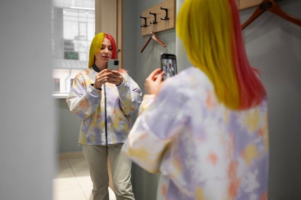 How Influencers Became the New Gatekeepers of Pop Culture art-sheep.com
