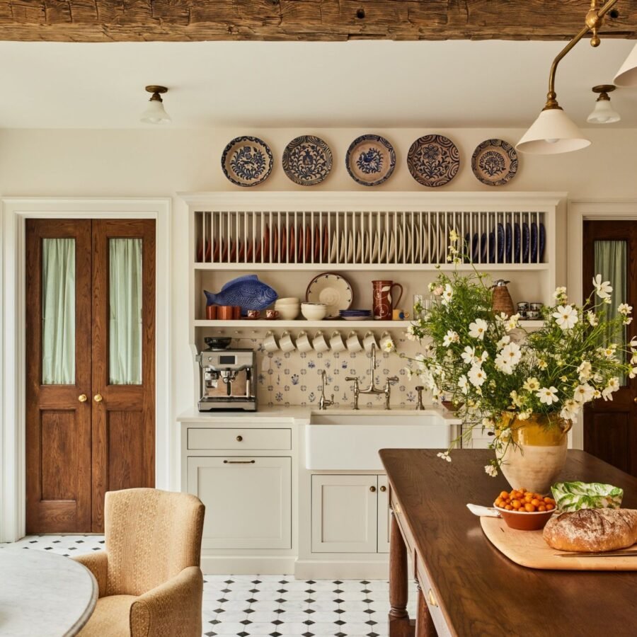 art-sheep.com 5 Kitchen Cabinets That Transform Your Cooking Space