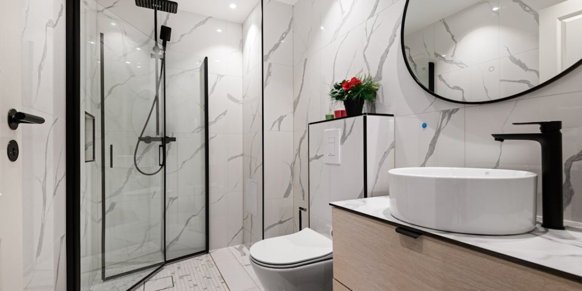 Bathroom Renovation Trends That Are Redefining Comfort at Home art-sheep,com