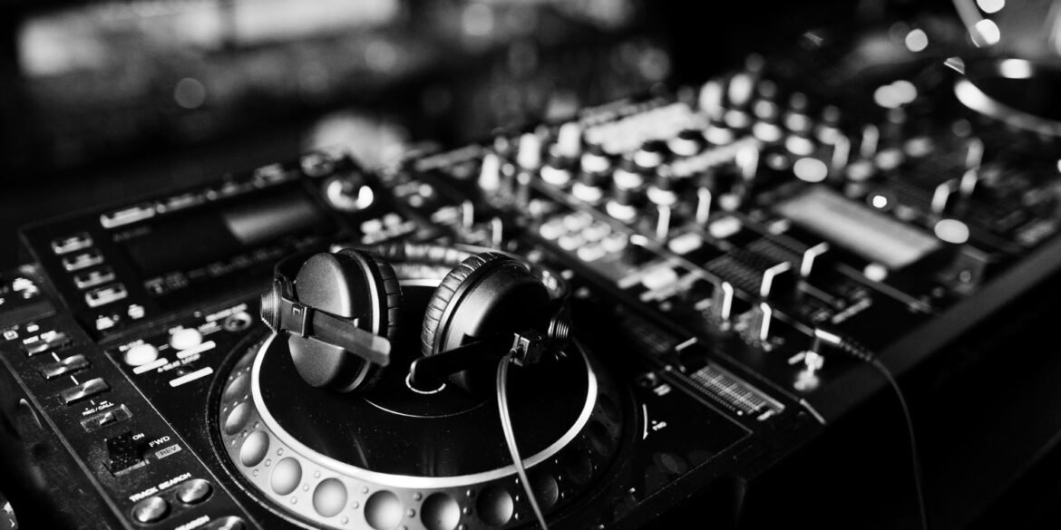 The Surprising Impact of DJs on Corporate Event Energy art-sheep.com