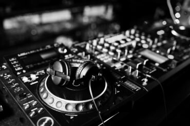 The Surprising Impact of DJs on Corporate Event Energy art-sheep.com