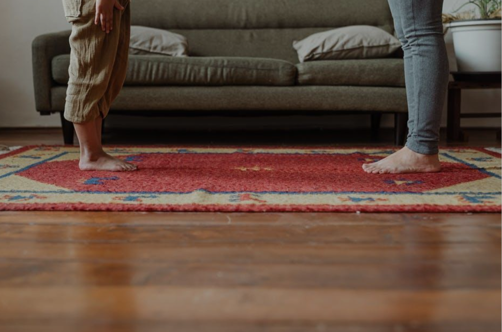 7 Ways Stylish Carpets Enhance Comfort In Living Spaces art-sheep.com