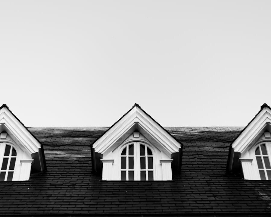 A Homeowner’s Guide to Different Types of Roofing Materials art-sheep.com