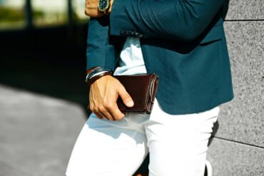 Want a Blend of Fashion and Function 5 Reasons French Wallets Are Worth It art-sheep.com