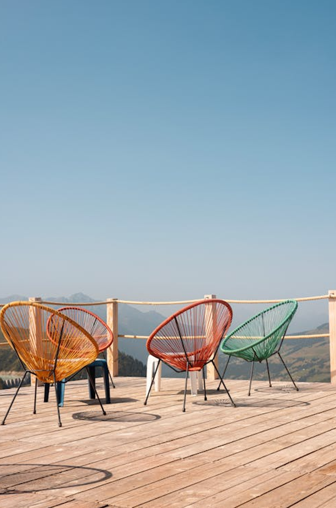 Blending Art and Architecture in Outdoor Deck Design art-sheep.com 3