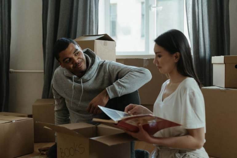 How Long-Distance Moving Shapes the Way You Experience a New Home art-sheep.com