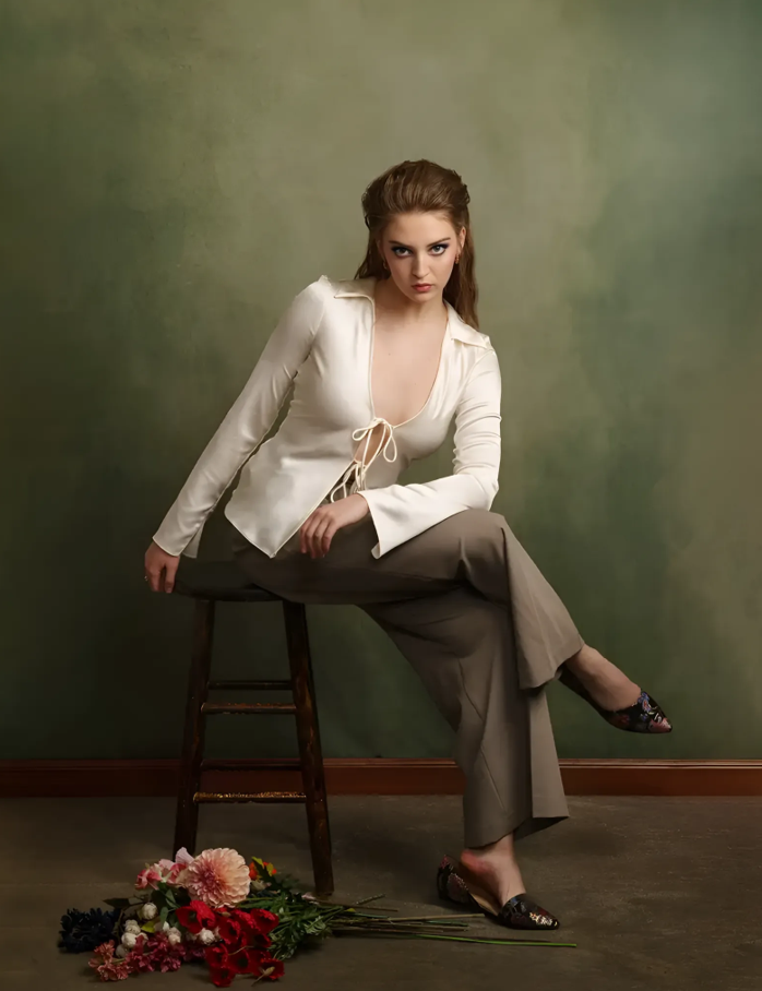 From Minimal to Textured - Choosing a Visual Direction for Studio Portraits art-sheep.com
