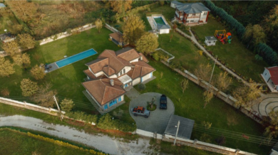 How to Decide if a Circular Driveway Is Worth It for Your Home art-sheep.com