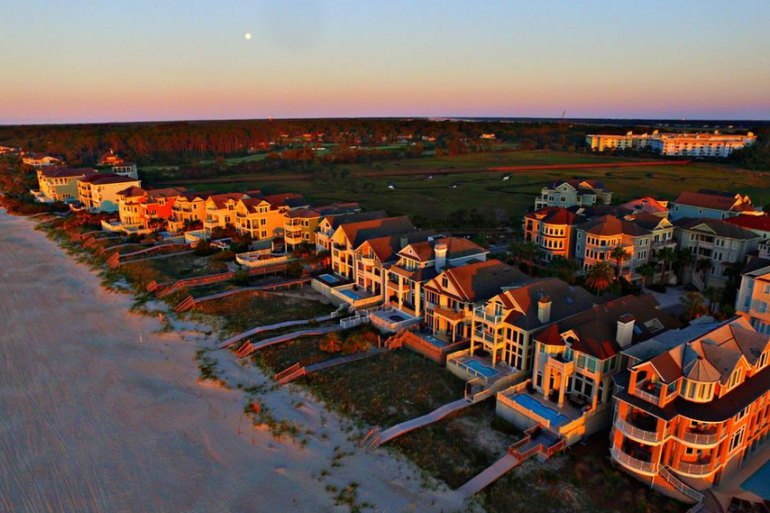 Why Bald Head Island Is a Beach Vacation That Makes You Slow Down art-sheep.com